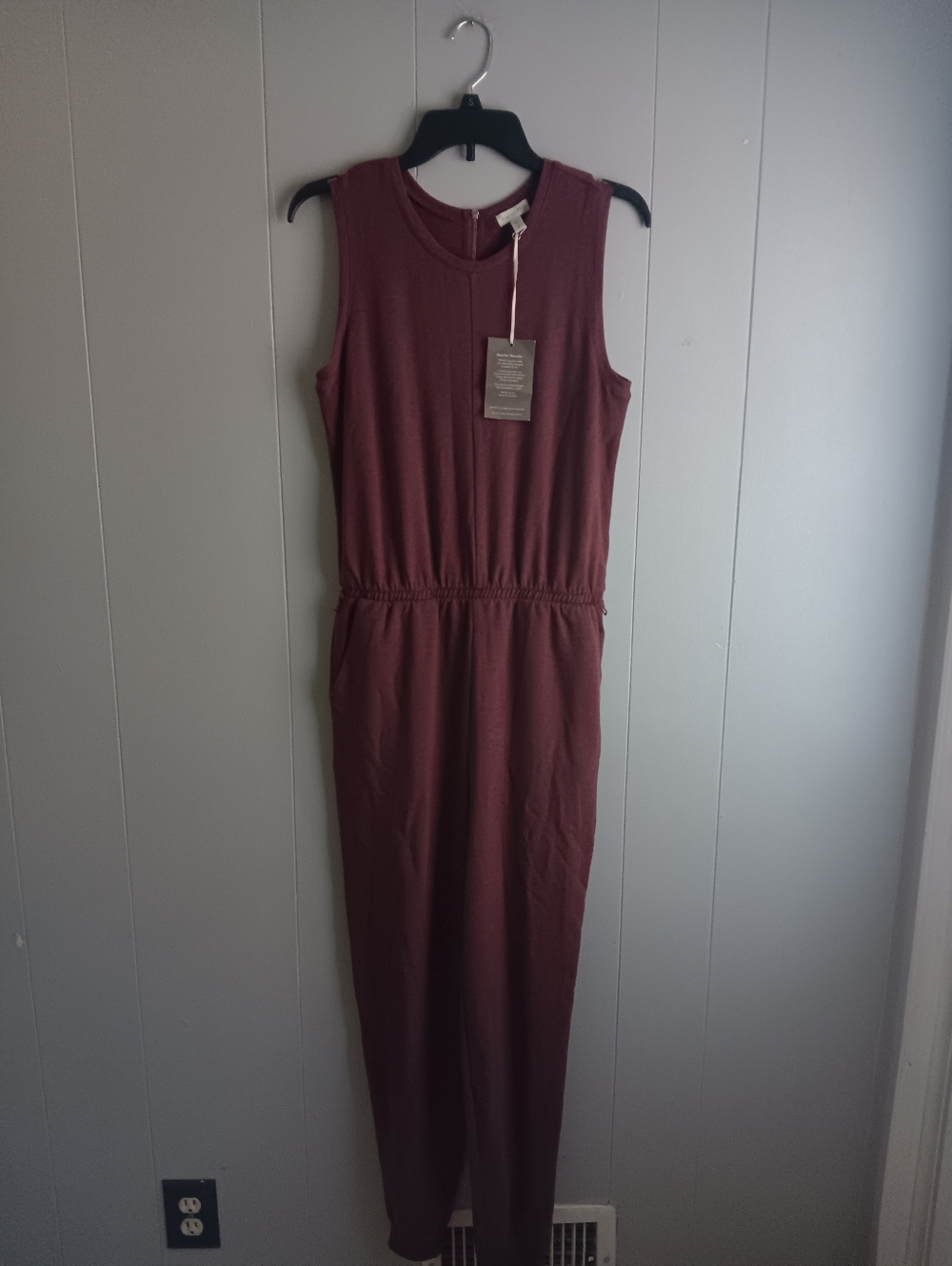Garnet Hill Sleeveless Wine Jumpsuit. Size S New